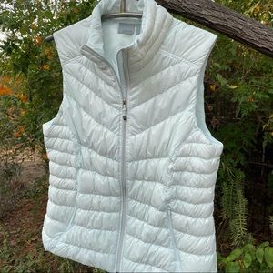 Athleta Ice Blue Puffer Vest - XL